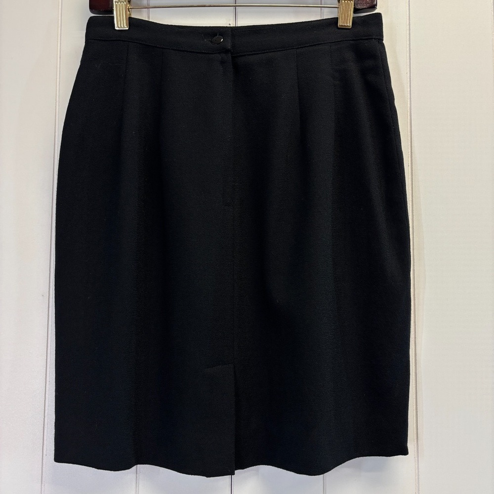 VTG Gianni Petite Women Career Classic Pure Wool Skirt Size 12P Closet Staple
